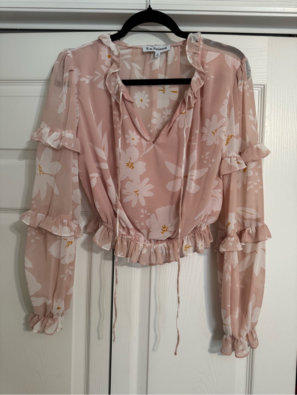 En Saison Dusty Pink Floral Ruffle Peplum Blouse